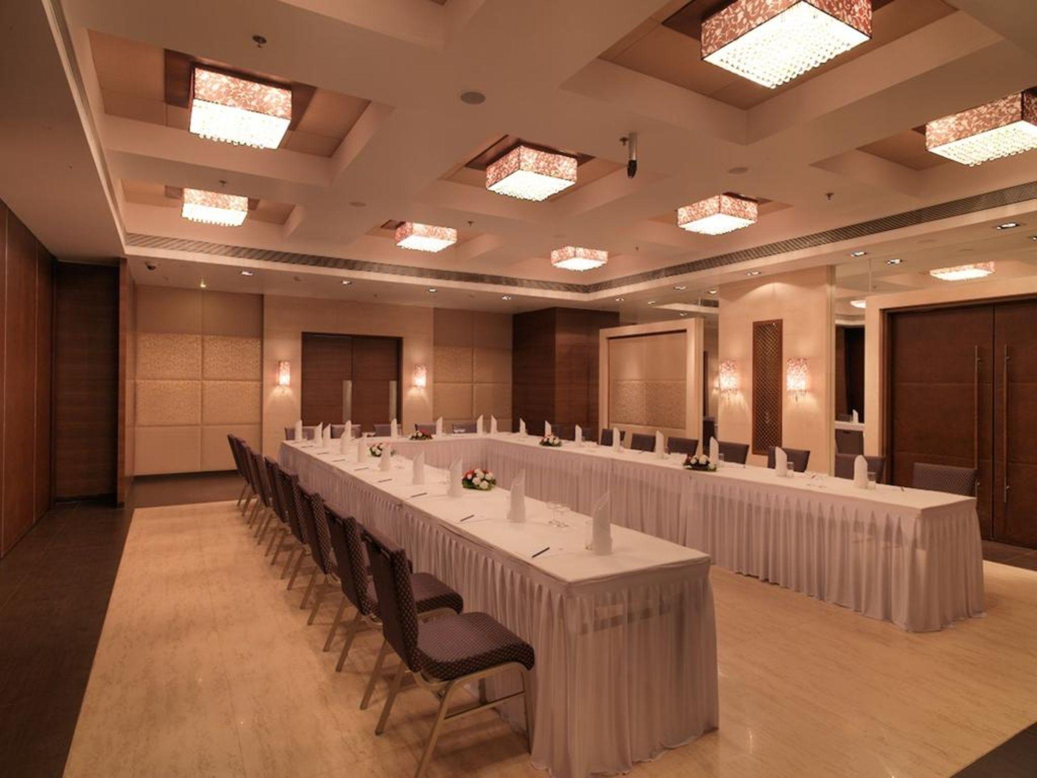 Spree Shivai Hotel Pune Pimpri-Chinchwad Dış mekan fotoğraf
