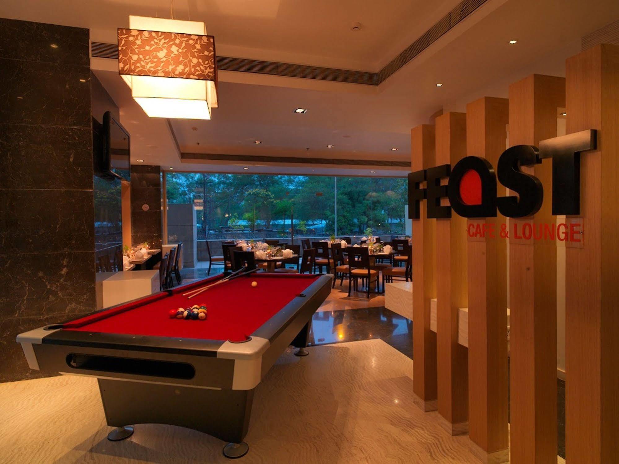 Spree Shivai Hotel Pune Pimpri-Chinchwad Dış mekan fotoğraf